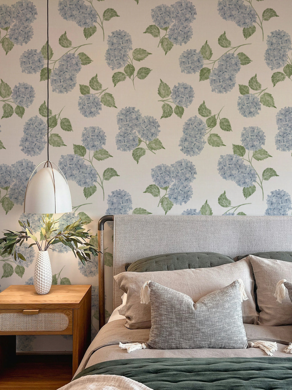 Light Blue Jumbo Watercolour Hydrangeas Wallpaper